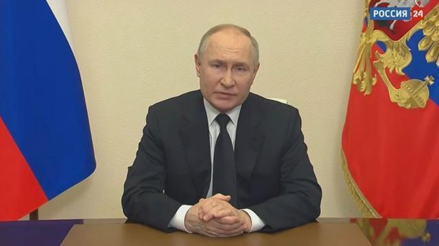 俄罗斯总统普京就恐怖袭击事件发表电视讲话宣布24日为全